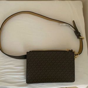 Michael Kors Belt Bag with Gold Chain Zipper with Logo Design L